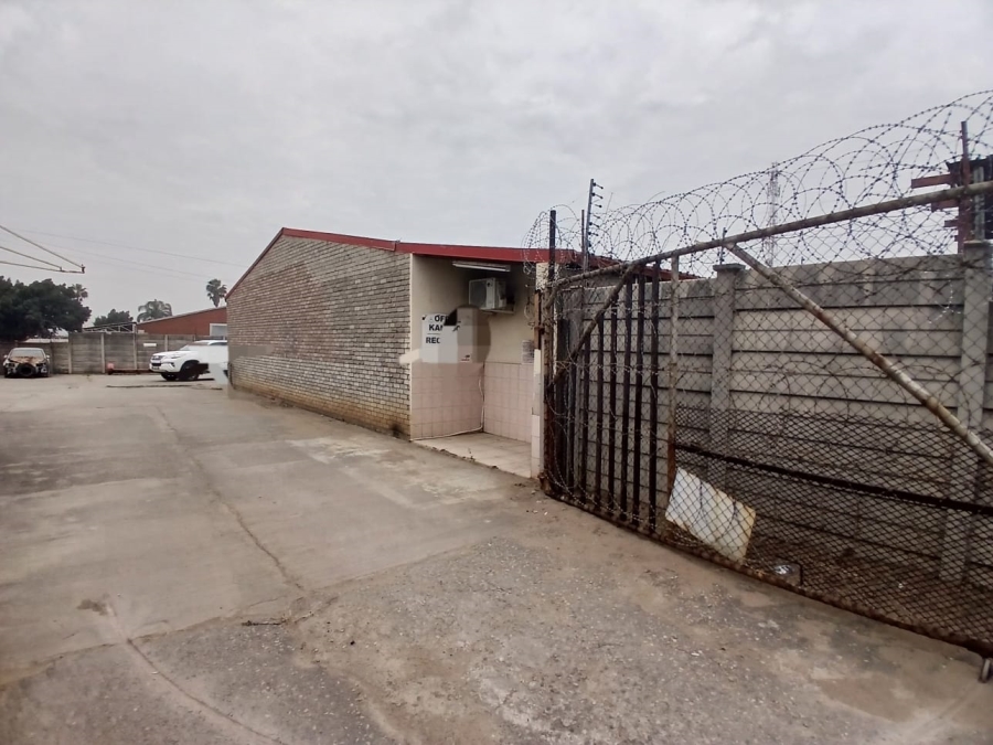 Commercial Property for Sale in Rustenburg Industrial North West